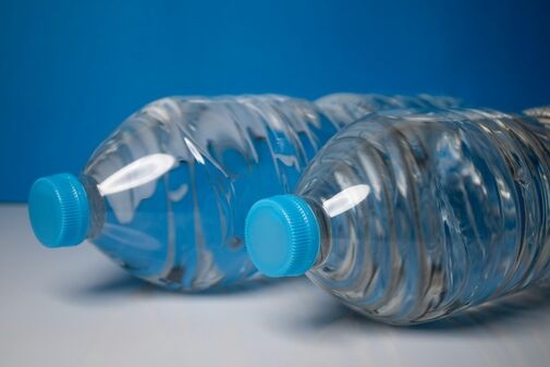 Top eco-friendly water bottles for hiking under $50, ideal for outdoor adventures in 2025.